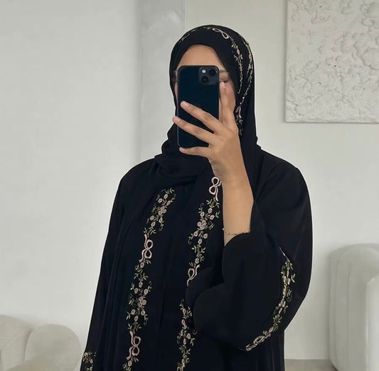 CLASSIC BLACK ABAYA WITH FLORAL EMBROIDERY - HANA